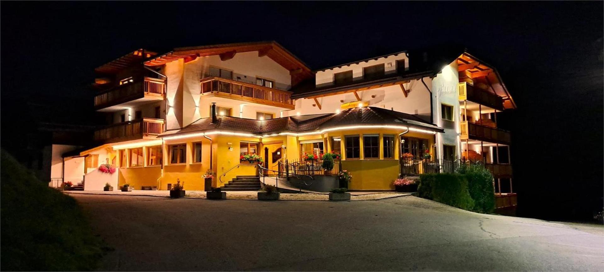 Hotel Pichlerhof San Lorenzo di Sebato Esterno foto